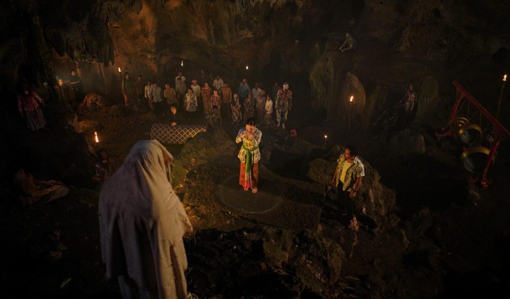 hajatan setan_AriIrham_pjn media_3